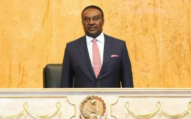 Morre Fernando Dias dos Santos, antigo presidente da Assembleia Nacional de Angola