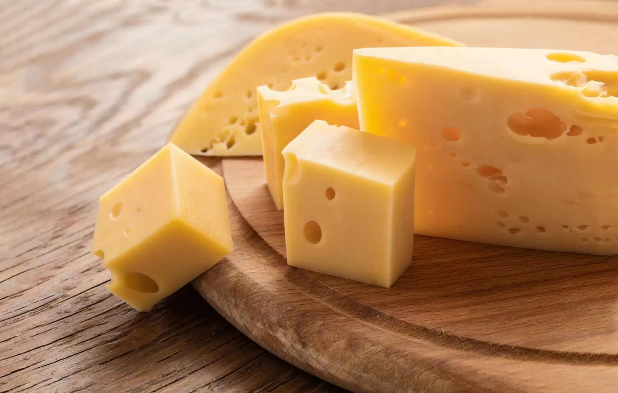 Comer queijo pode fazer bem ao seu cérebro, sugere estudo