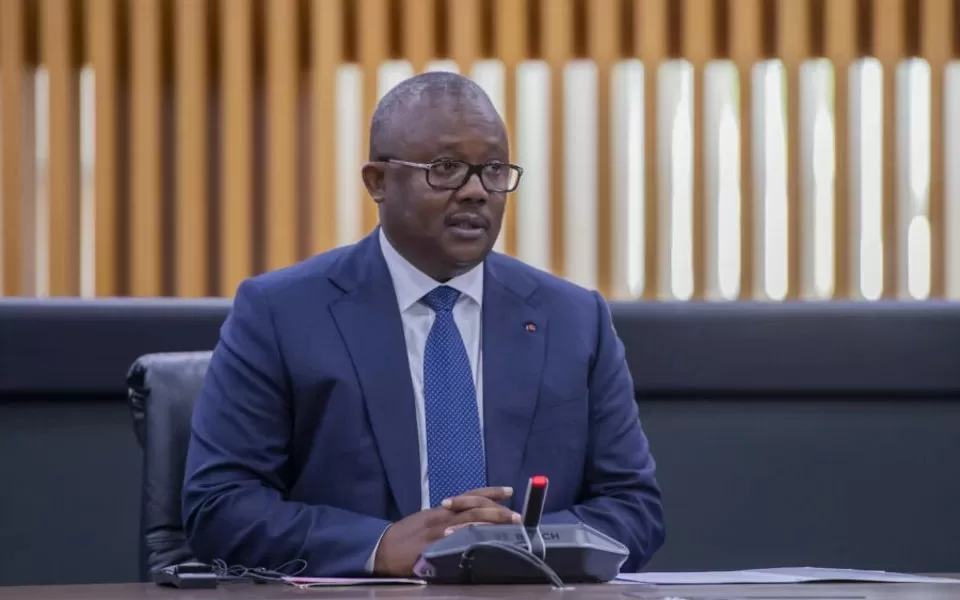 Guiné-Bissau: Esposa e ex-colaborador de Sissoco Embaló viajaram para Lisboa em voo de Estado