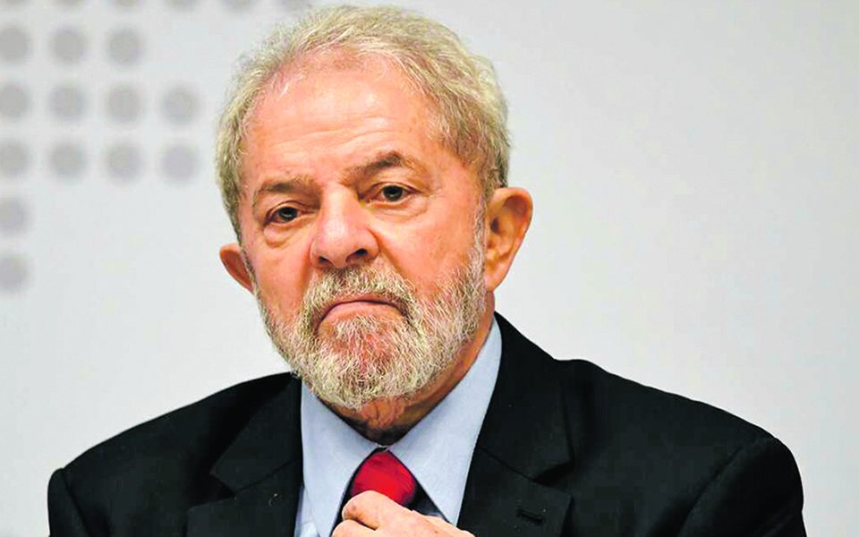 Lula da Silva veta projeto de lei que reduz penas de Bolsonaro e outros condenados