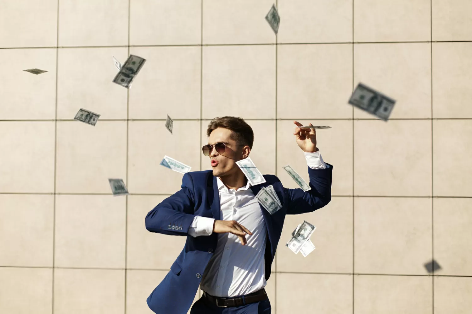 Quer começar 2027 com R$ 1 milhão no bolso? Veja quanto aportar por mês na renda fixa