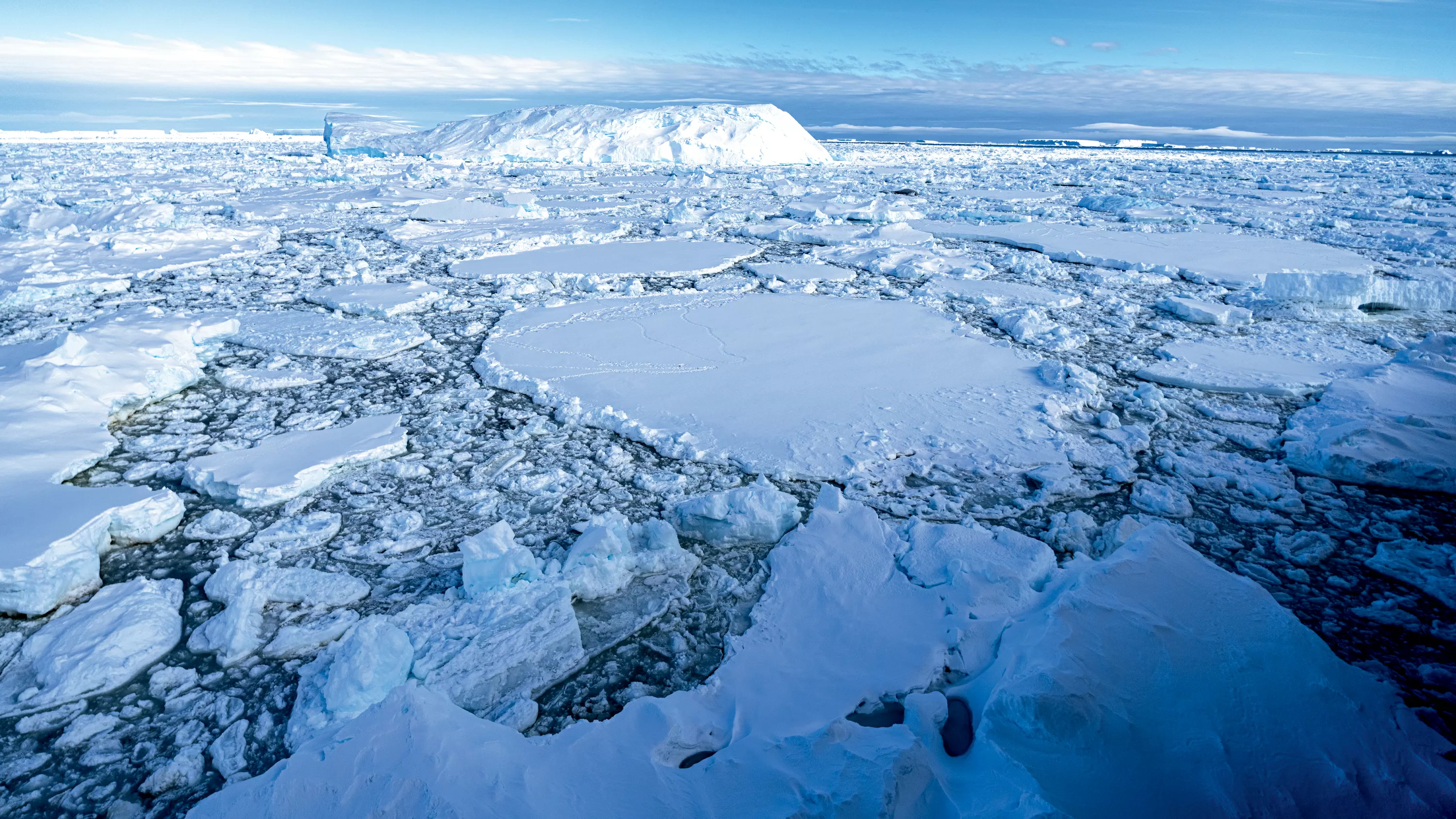Fascinante projeto na Antártica passa a preservar amostras de glaciares ameaçados