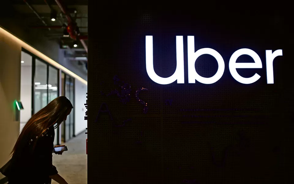 França exige 1,7 mil milhões da Uber por fraude em contratos de motoristas