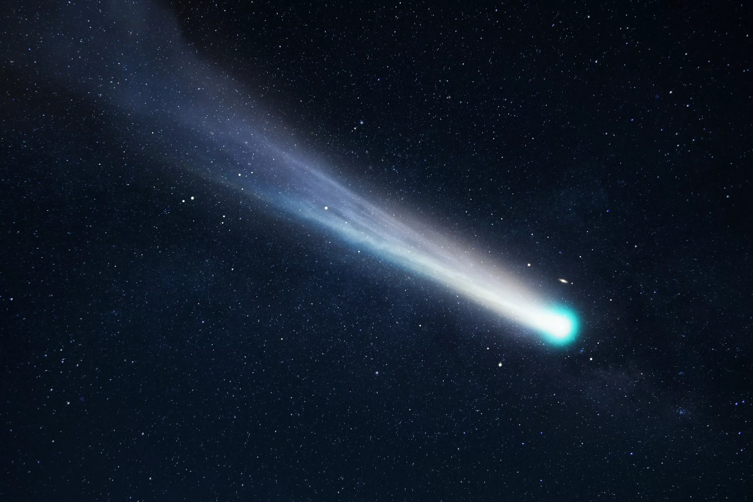 Olhar Espacial: o cometa mais brilhante do século?