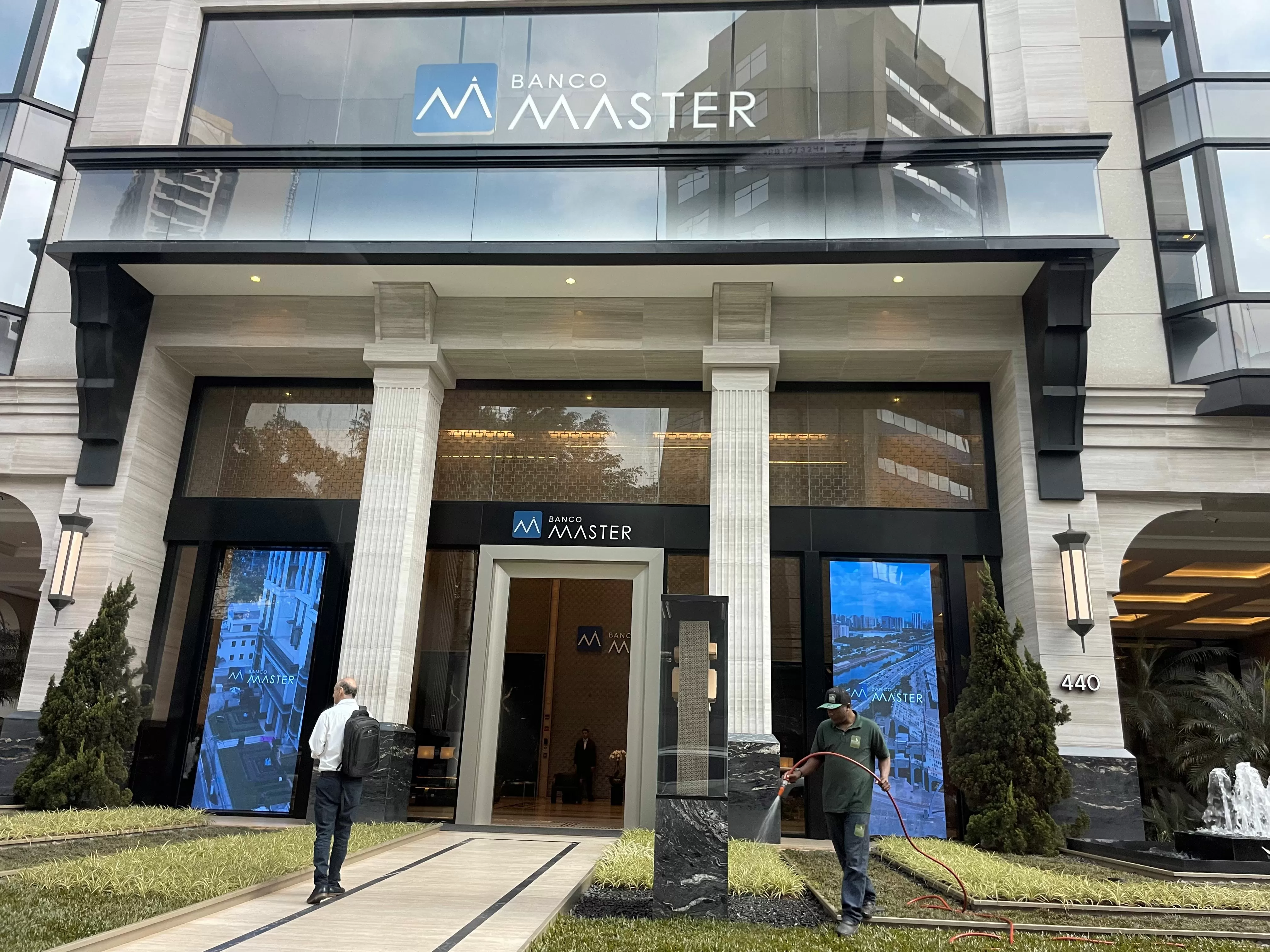 FGC já pagou R$ 37,2 bilhões em garantias a credores do Master, 92% do total