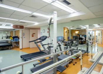 Einstein adota neuromodulação não invasiva em centro de reabilitação