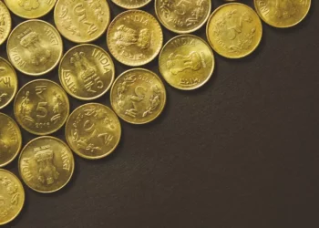 “O impacto da economia na sociedade”