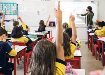 “Síndrome do reality show”. Fenprof acusa Governo manter “tudo na mesma”