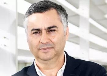 Ministério esclarece número de alunos sem professor no ano passado após crítica de ex-ministro