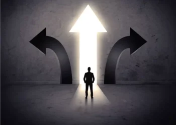 Debêntures ou ações: o que pode pagar mais com a Selic a 10,75% ao ano?