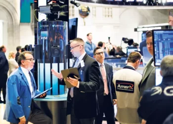 Wall Street arranca semana em alta