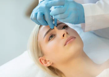 Verão: tratamentos estéticos mal indicados podem queimar e manchar a pele