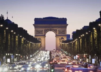 Fórum Económico Mundial anunciam primeiro centro de IA europeu em Paris