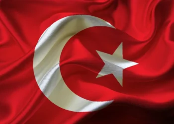 Turquia: Oposição anuncia manifestações diárias até libertação do autarca de Istambul