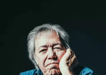 Lisboa atribui Medalhas da Cidade a Sérgio Godinho e Manuela Eanes