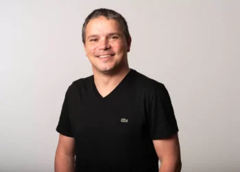 Liqi e XDC firmam acordo bilionário para tokenizar ativos de crédito no Brasil