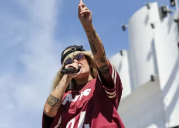 25 de Abril. Comissão põe jovens a criar música com Deslandes