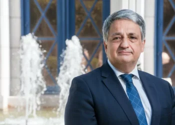 Paulo Macedo admite que a CGD não pode comprar a totalidade do Novobanco mas não descarta crescer na banca de empresas