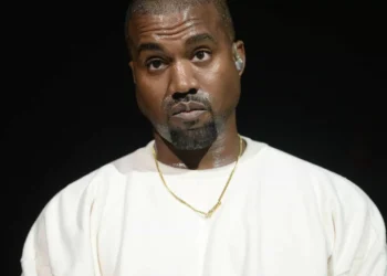 Apologia de Hitler por Kanye West com milhões de visualizações no X