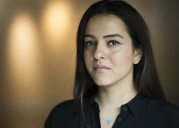 “A sociedade iraniana nunca tolera mulheres com câmeras nas mãos”