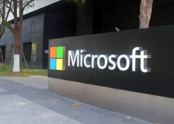 Trabalhador interrompeu CEO da Microsoft em protesto. Foi despedido