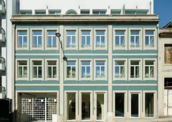 Projeto de renovação do antigo Tribunal do Porto cria 16 apartamentos
