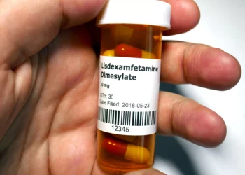 Jovens misturam Venvanse e estimulantes para viver ‘modo turbo’ de produtividade; veja riscos