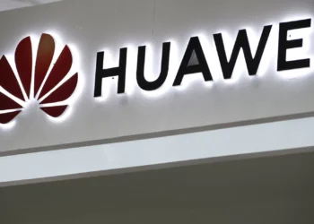 Comissão Europeia insiste que Huawei deve ser restringida das redes 5G