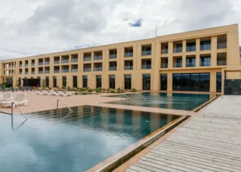 Paxlegal assessorou operador que irá explorar o Colombo’s Resort em Porto Santo