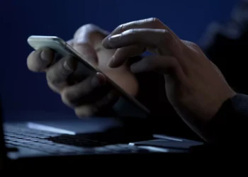 Facebook encerra grupo italiano de partilha de imagens íntimas femininas