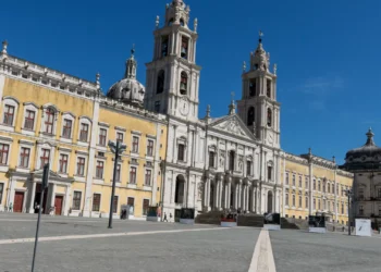 Obras. Biblioteca do Palácio Nacional de Mafra encerrada até final do ano