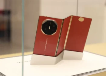 Huawei quer roubar atenções da Apple com novo dobrável triplo