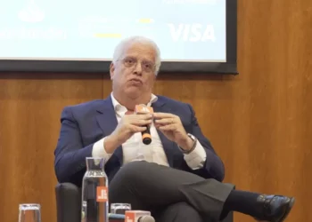 “A chave é uma reindustrialização verde”