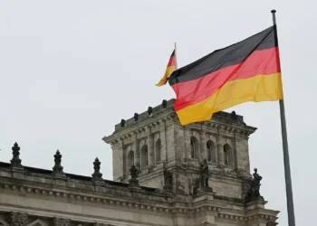 Ministério da Economia alemão aumenta previsão de crescimento de 2025 para 0,2%