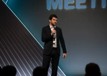 XP Asset acelera em meio à consolidação do mercado com estratégias alternativas