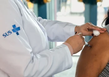 Hora da virada? O impacto da aprovação de vacina nacional contra a dengue