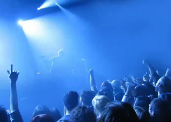 Ser um músico famoso reduz a expectativa de vida? O que diz novo estudo