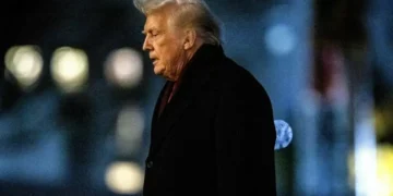 Governador do Minnesota considera investigação do Governo Trump uma distração partidária