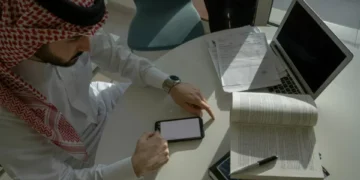 Sauditas interessados em investir na habitação e turismo em Portugal