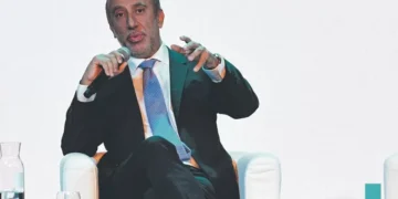 AdC sancionou em 8.200 euros a Associação de Guias Turísticos dos Açores por fixação de preços de honorários