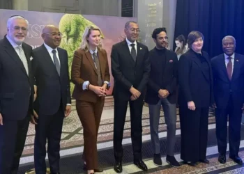 Angola reforça cooperação com o Conselho Mundial de Diamantes de Antuérpia