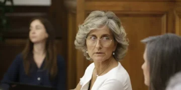 Governo e municípios acertam comissão para passar estradas para gestão municipal