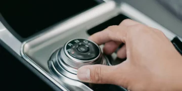 Detran-SP libera carros automáticos na prova e dá adeus ao “deixar morrer” na ladeira