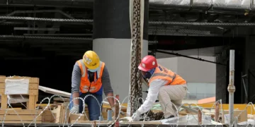 Setor da construção em Portugal cresceu em 2025, mas CEOs admitem falha na inovação e sustentabilidade