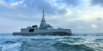 Irão fecha parcialmente Estreito de Ormuz “durante várias horas”