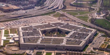 Quem controla a IA militar? Pentágono e Anthropic entram em um impasse