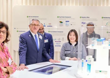 Padilha cita BTS e traz tecnologia médica da Coreia ao Brasil