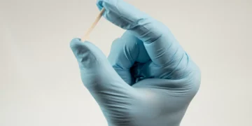 Anvisa proíbe hormônio usado em implantes e determina medida contra empresa especializada no setor