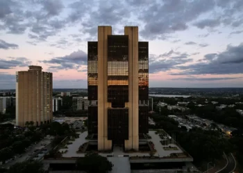 Tesouro Direto: taxas recuam com mercado digerindo sinais da ata do Copom