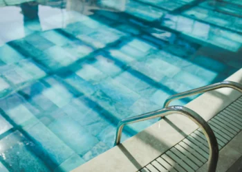 As suspeitas sobre causa da morte de mulher em piscina de academia na Zona Leste de SP